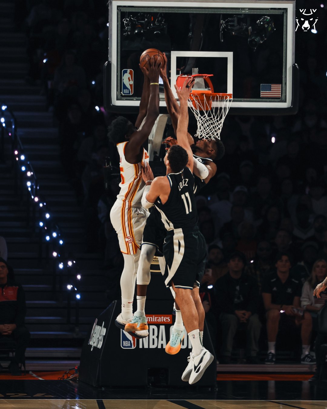 LD 乐动APP下载 -包含字母哥连续十二场比赛得分超过战术调整，老鹰挑战极限！的词条